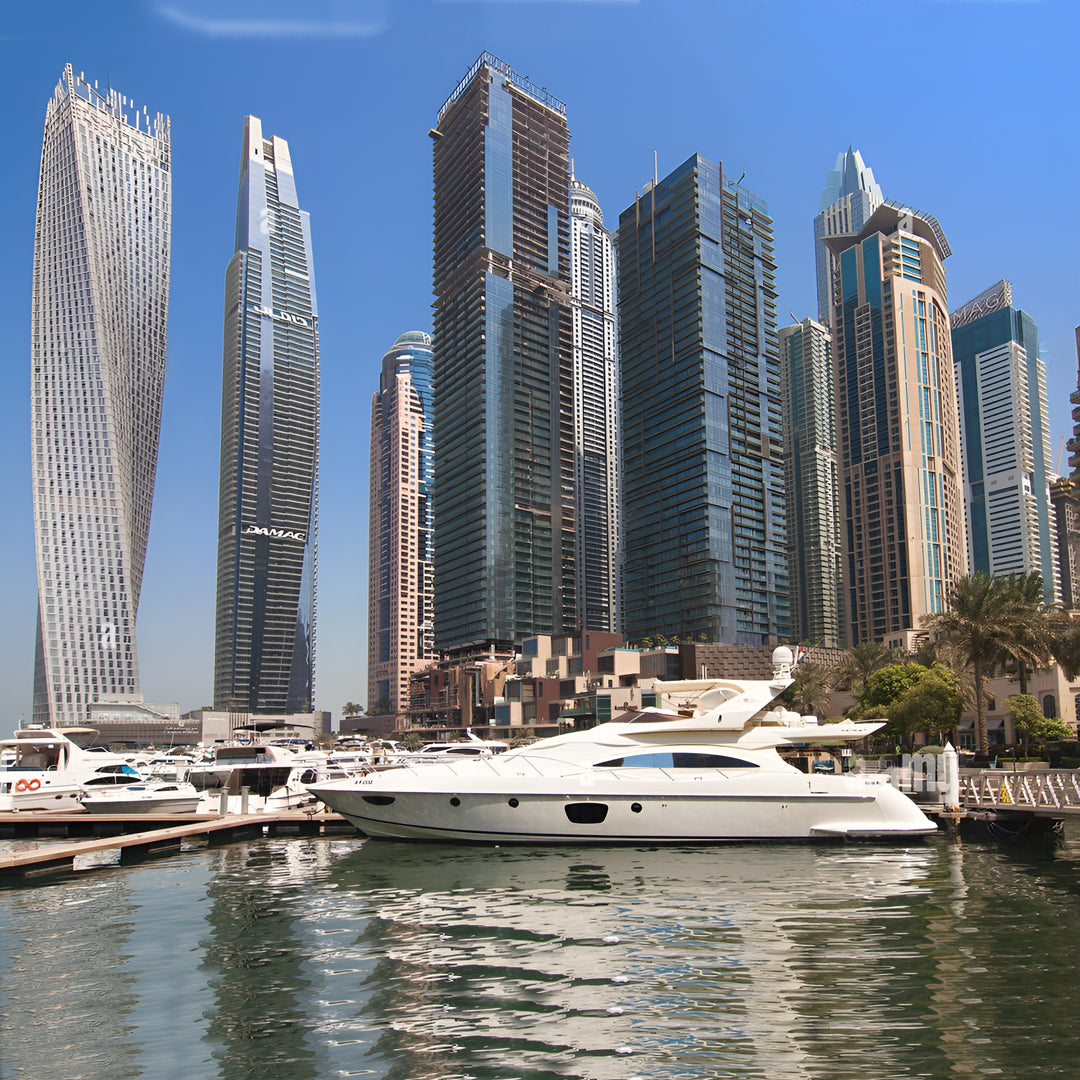 Dubai Marina Walk and Yacht Club