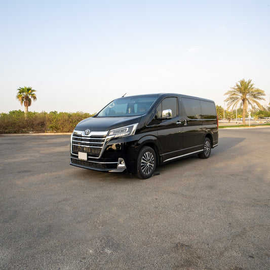 Hire Toyota Granvia With Chauffeur Dubai