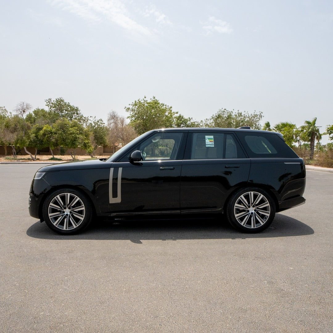 Rent Range Rover Vogue in Dubai