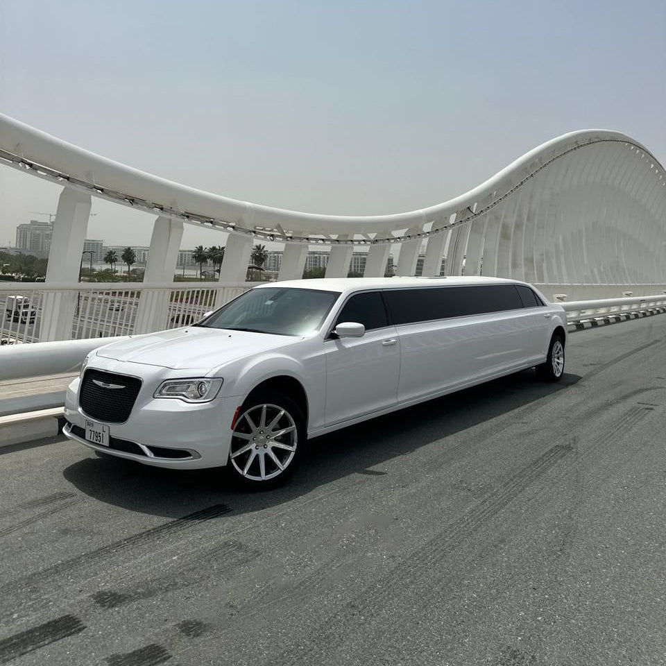 Super Chrysler Limousine