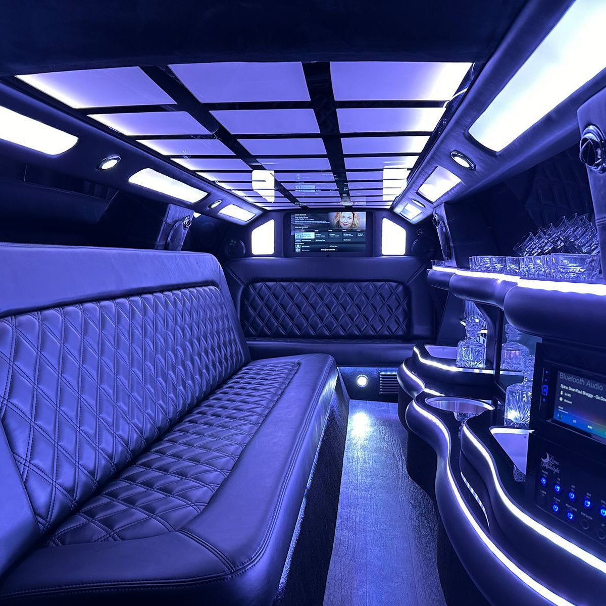 Super Chrysler Limousine in Dubai